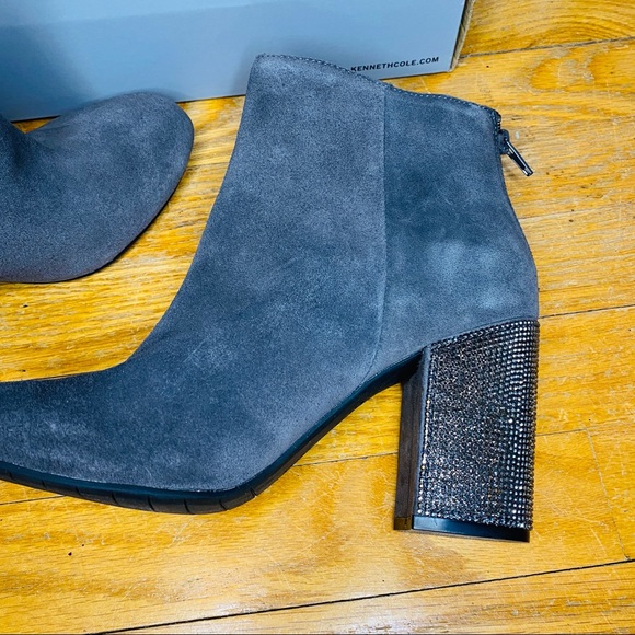 Size 8 | NWT Kenneth Cole Gray Sequin Heeled Boot - Picture 3 of 13